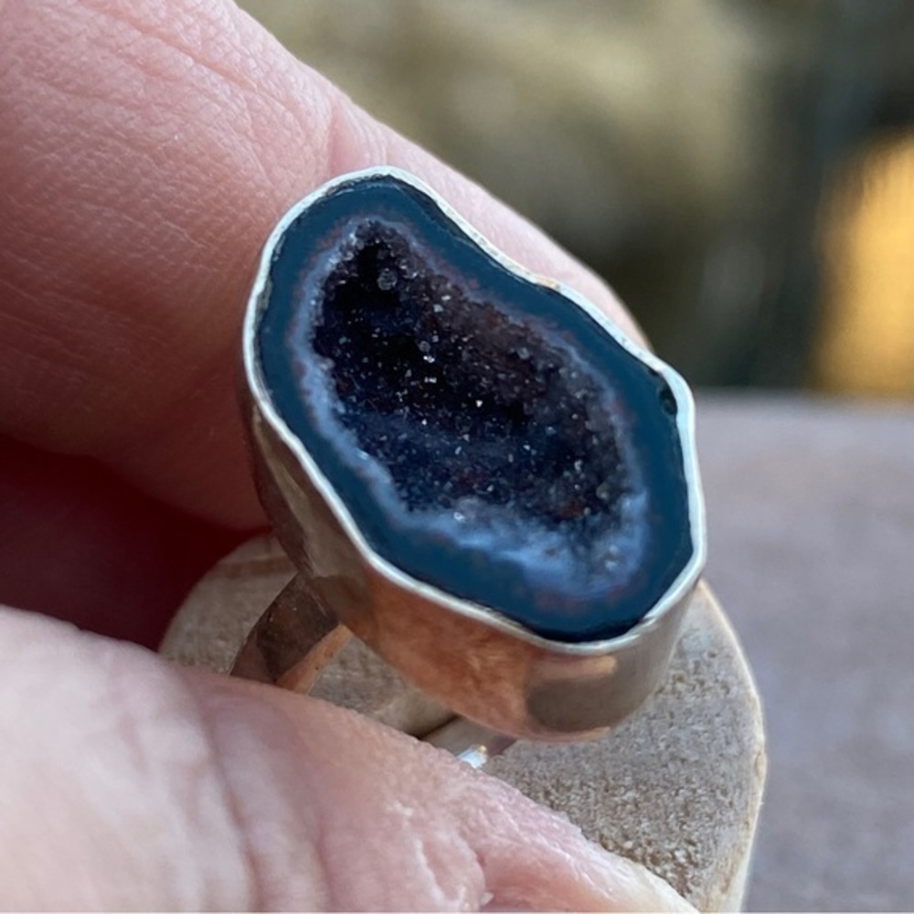 Geode Ring Size 7.5 - Picture 6 of 7